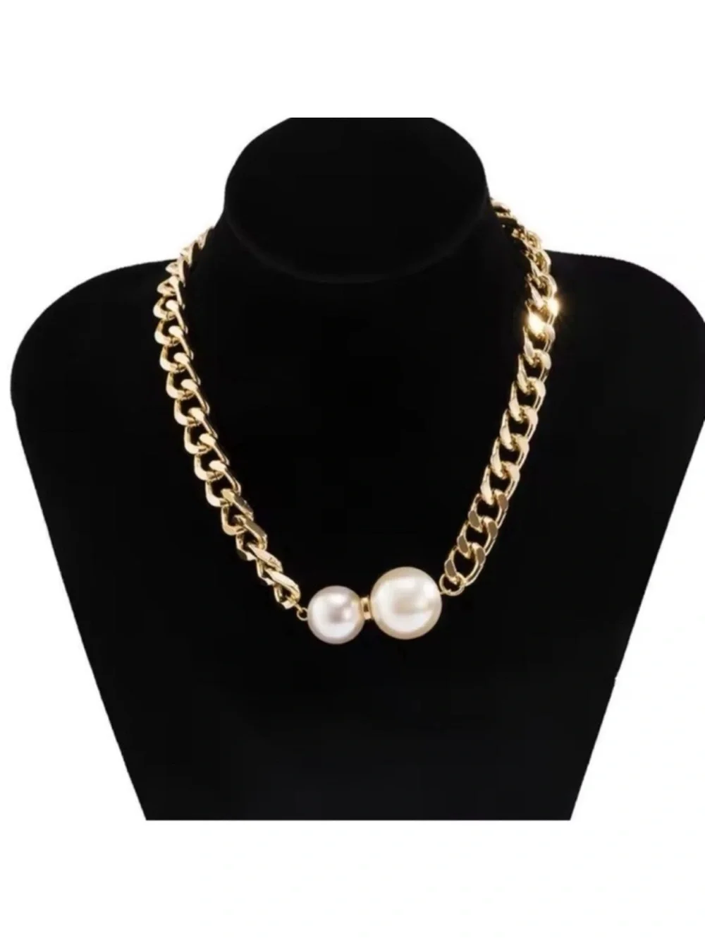 NEW! Gold Pearl Accent Chain Choker Necklace. 🤍 Choker Necklace - Picture 2 of 7